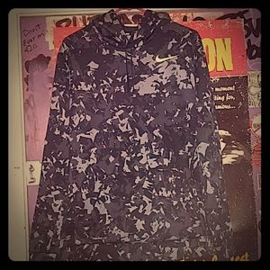 Nike therma-fit hoodie